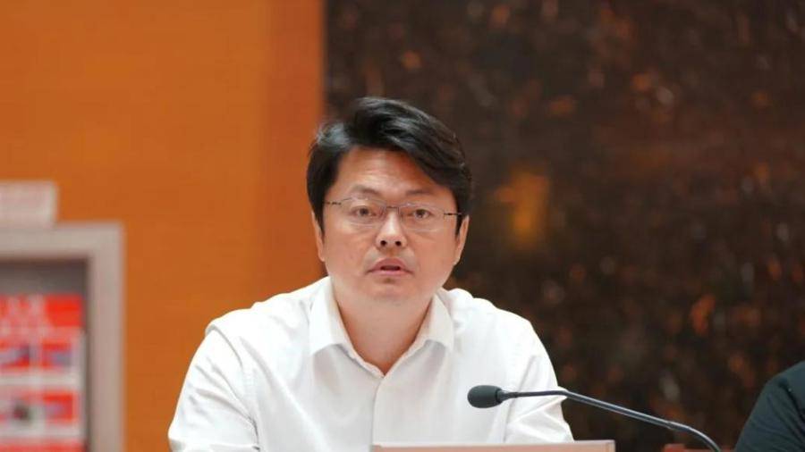 北京拟提名两位区长人选<strong></p>
<p>币安交易网</strong>，有一位“80后”
