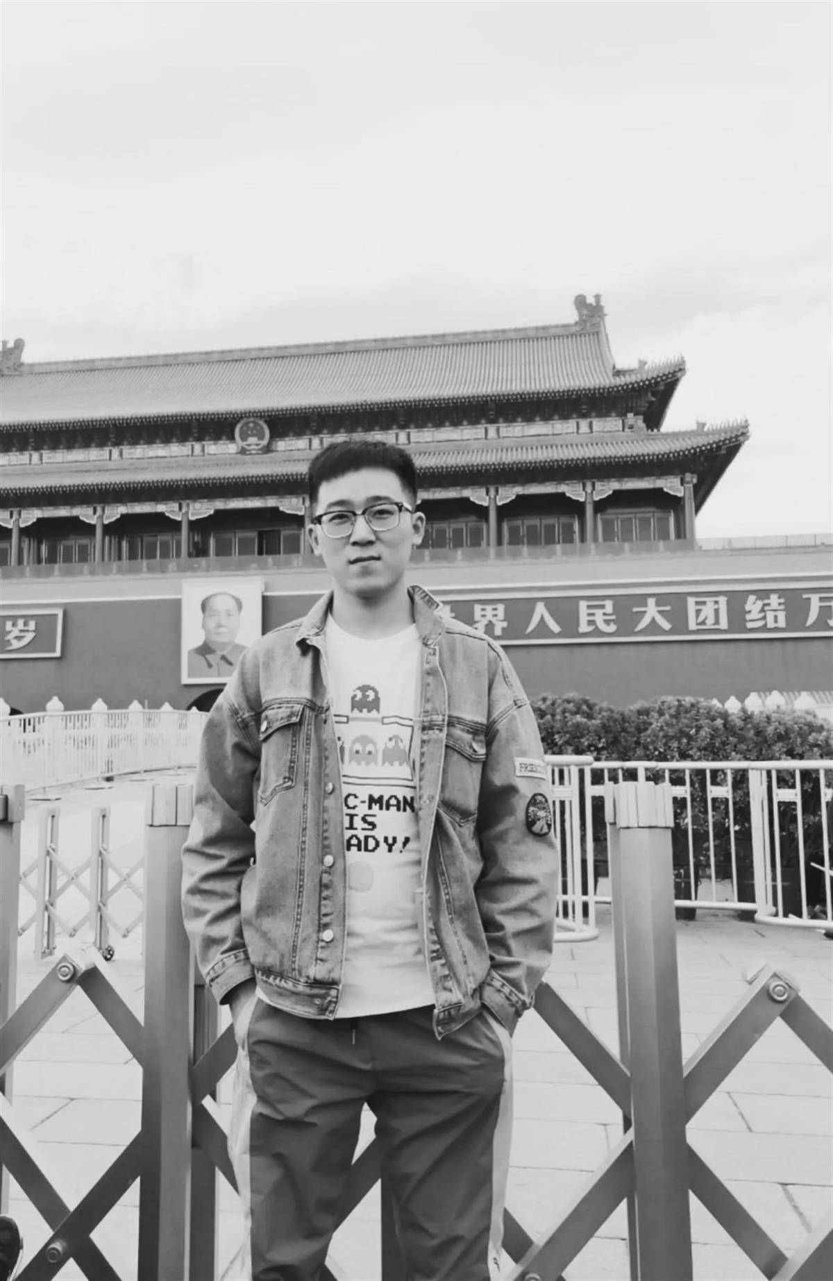 30岁男子抗癌462天后离世<strong></p>
<p>芝麻</strong>，亲属：上月底以为病情有好转，还鼓励他加油