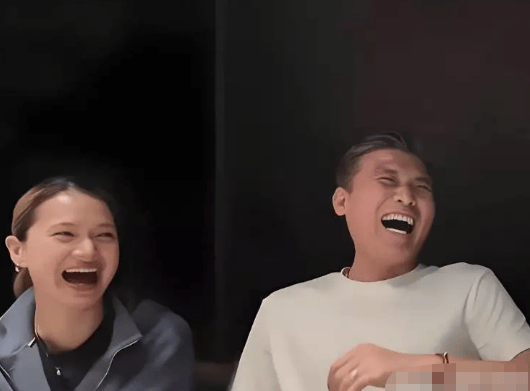 考古｜李乃文正式进军综艺圈！曾被邓超封为“综艺之神”<strong></p>
<p>法币交易</strong>，宝藏老男孩终于被发现了！