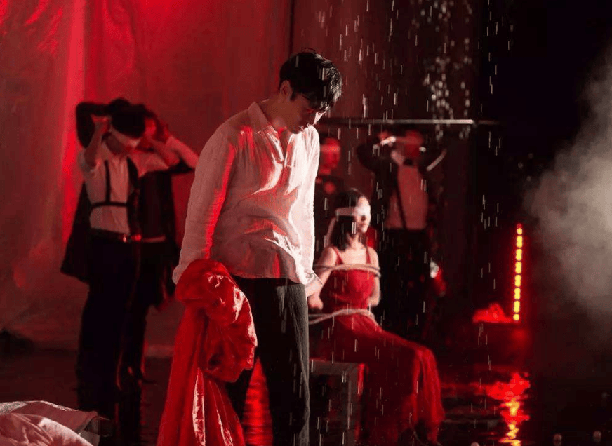 考古｜李乃文正式进军综艺圈！曾被邓超封为“综艺之神”<strong></p>
<p>法币交易</strong>，宝藏老男孩终于被发现了！