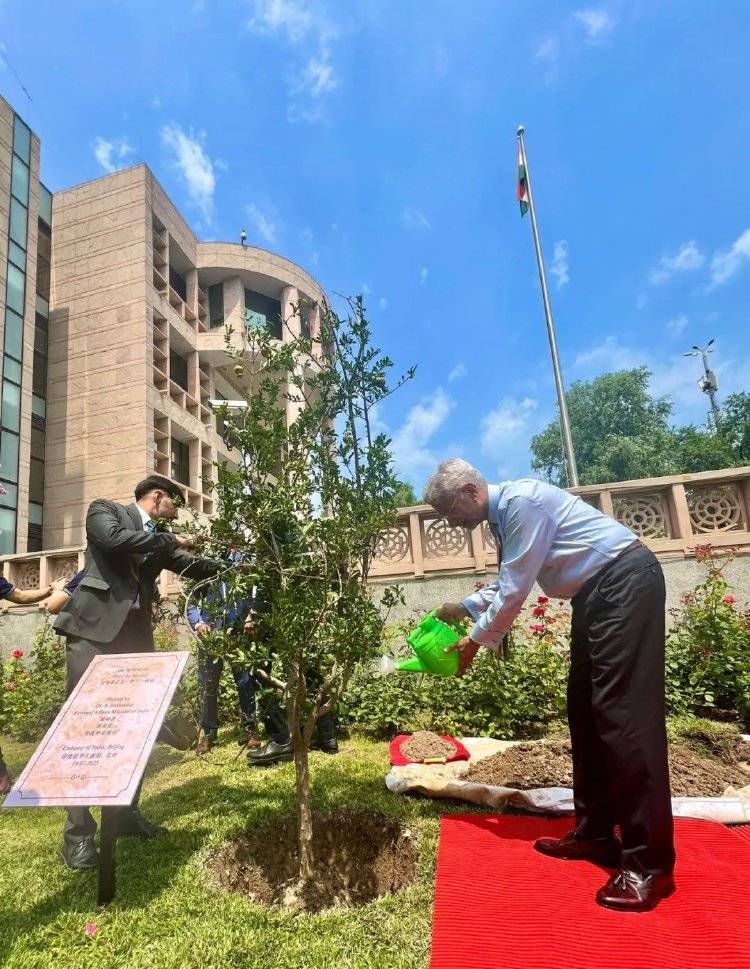 叫中国名字<strong></p>
<p>okex币</strong>，娶日本妻子，5年没见的印度外长来了