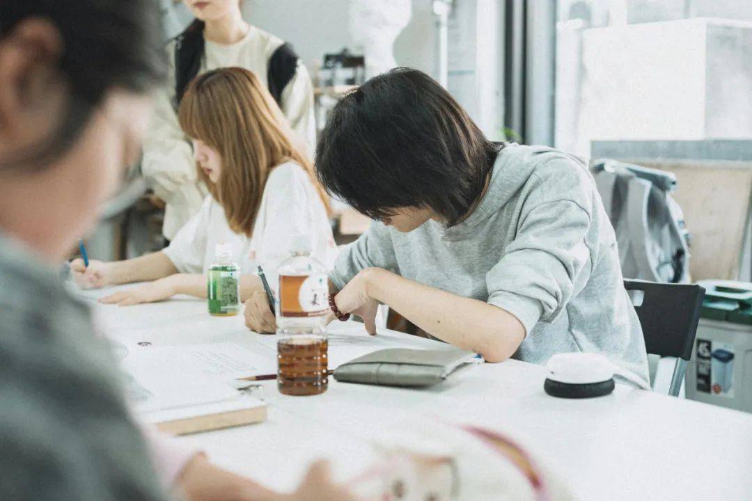 在日本<strong></p>
<p>okex下载app</strong>，不婚先从普通人开始