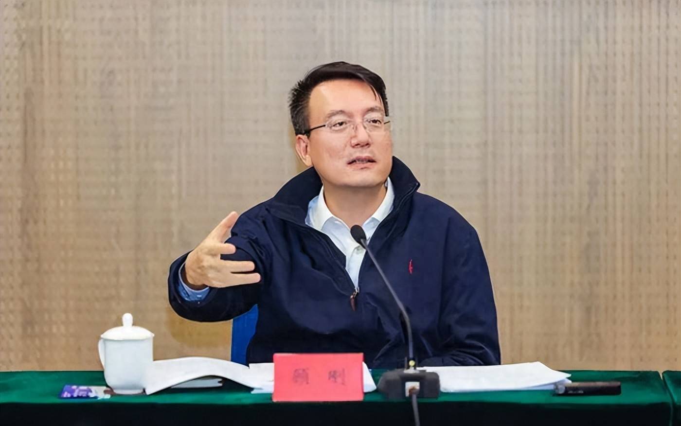 <strong></p>
<p>okex下载app</strong>他或将成为全国副省级城市政府最年轻“一把手”