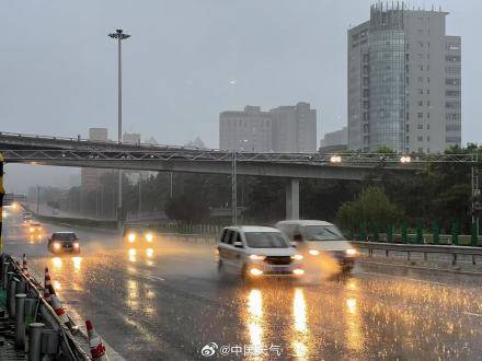 北京七区已现暴雨或大暴雨 早高峰城区及北部地区仍有明显降雨 注意出行安全<strong></p>
<p>欧易okex下载</strong>！