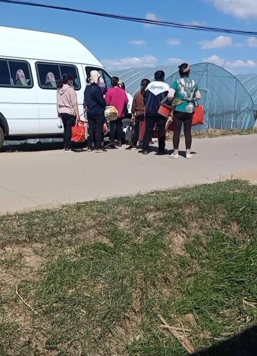 大同失联客车女司机亲属发声：她40多岁有一儿一女<strong></p>
<p>欧易okex下载</strong>，村民凌晨四点会坐她的车去干活