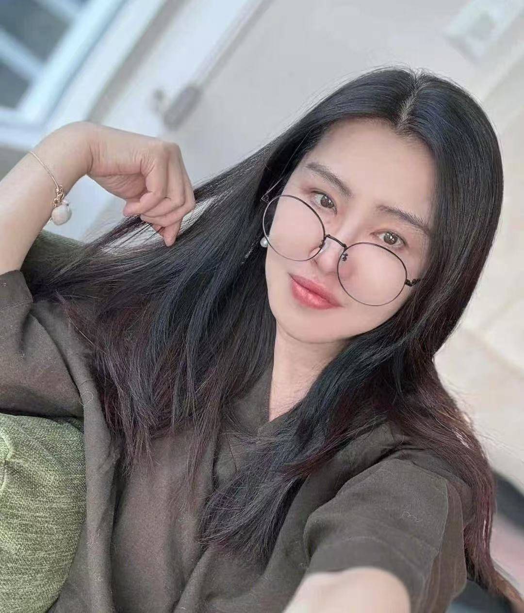 从“白幼瘦”到“气血感”<strong></p>
<p>欧易okex下载</strong>，审美标准终于“健康”了？