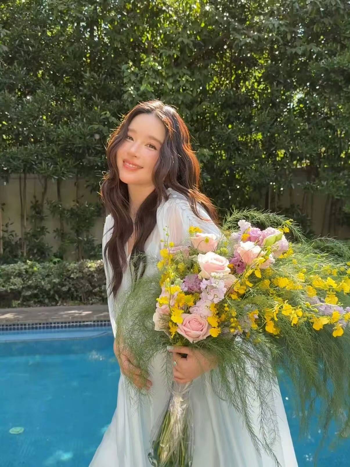 从“白幼瘦”到“气血感”<strong></p>
<p>欧易okex下载</strong>，审美标准终于“健康”了？