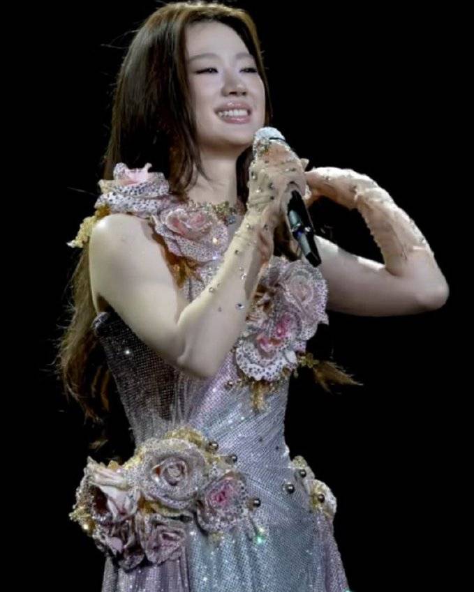 从“白幼瘦”到“气血感”<strong></p>
<p>欧易okex下载</strong>，审美标准终于“健康”了？