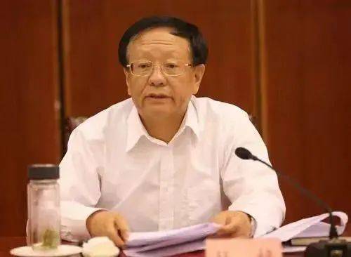 受贿8191万余元<strong></p>
<p>okex点对点</strong>，70岁副部级“老虎”杜梓一审被判15年