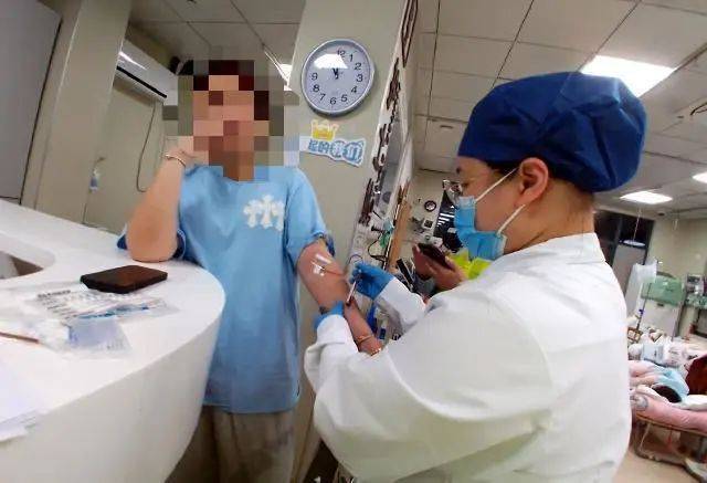 上海一女子开车肇事后<strong></p>
<p>okex交易所官网</strong>，第一件事竟是逃回家喝酒……已被刑拘！