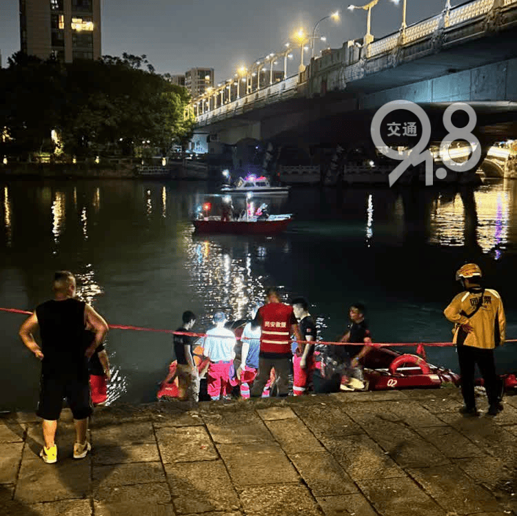 杭州一对夫妻吵架<strong></p>
<p>okex下载内测</strong>，丈夫情绪激动之下跳河，确认已无生命体征