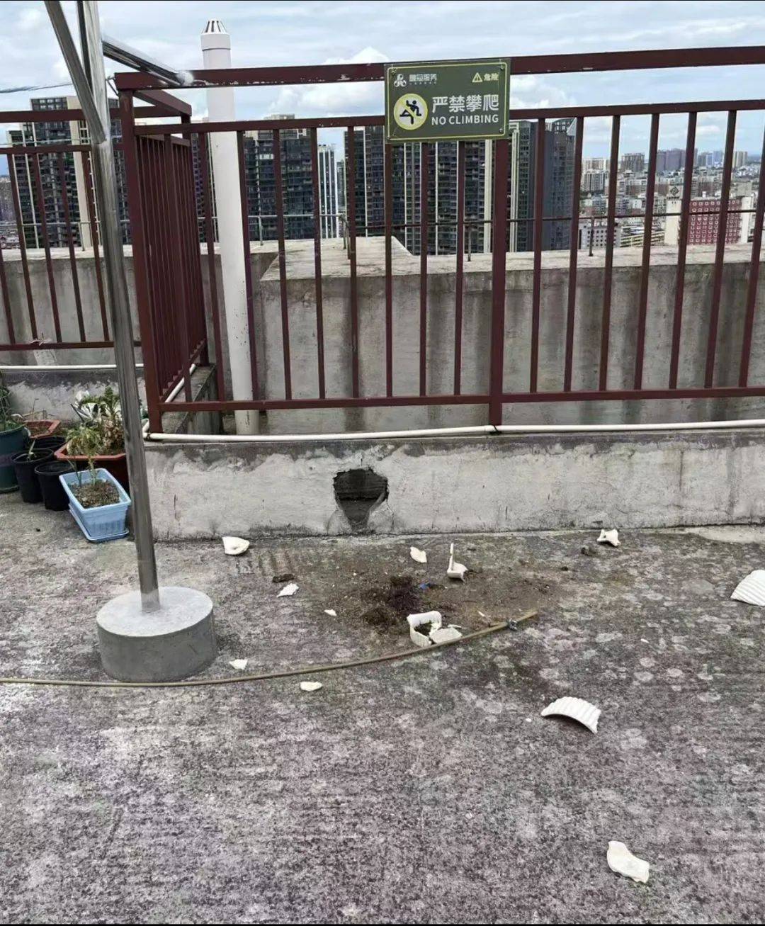 湖南衡阳29岁女子疑被男友施暴后从25楼跳下身亡 男友徐某此前还刺激说：“你放心<strong></p>
<p>欧意okex下载</strong>，她不会去死的”