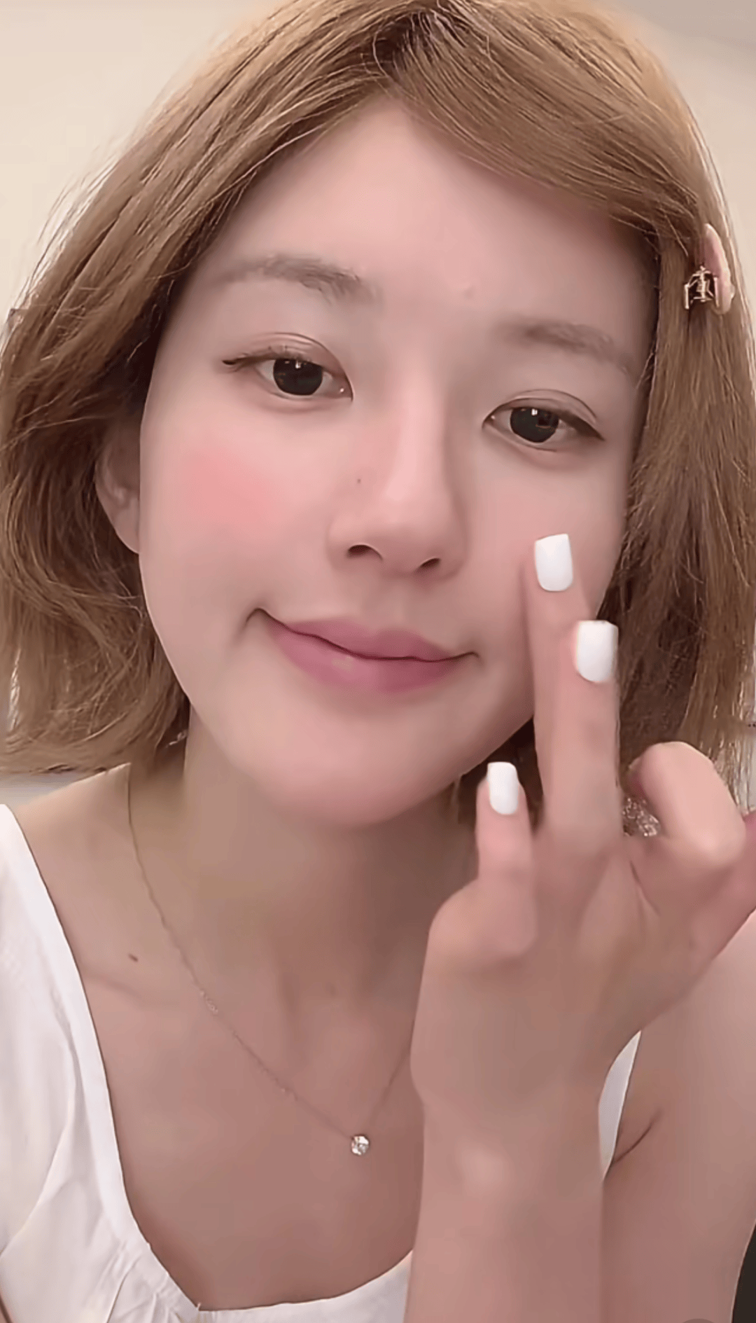 怒撕经纪公司后赵露思开启直播<strong></p>
<p>欧意okex下载</strong>，同款花卷、包包都卖爆