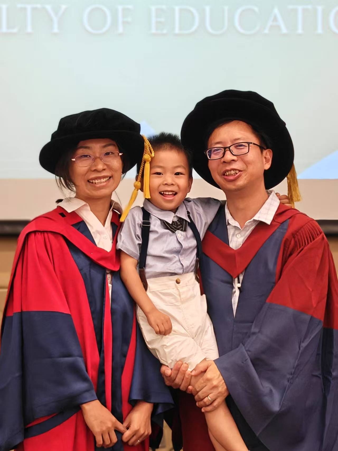 港大女博士放弃985回甘肃<strong></p>
<p>欧意okex下载</strong>，研究县城“失败者”
