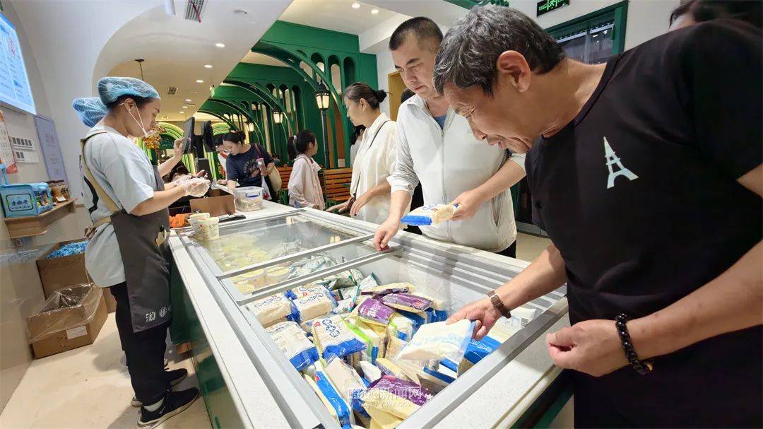 老鼎丰的“新烟火”｜中华巴洛克历史文化街区里的老字号焕新记