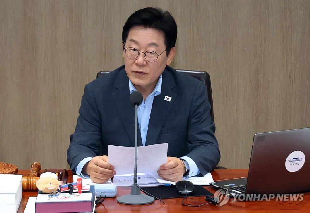 韩国多地出现反华集会<strong></p>
<p>okex下载二维码</strong>，李在明发声