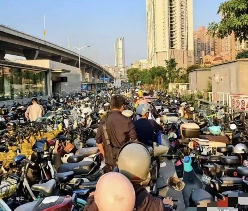 深圳一地铁口停车框内禁停车<strong></p>
<p>okex充值</strong>？布吉街道释疑：系重新规划
