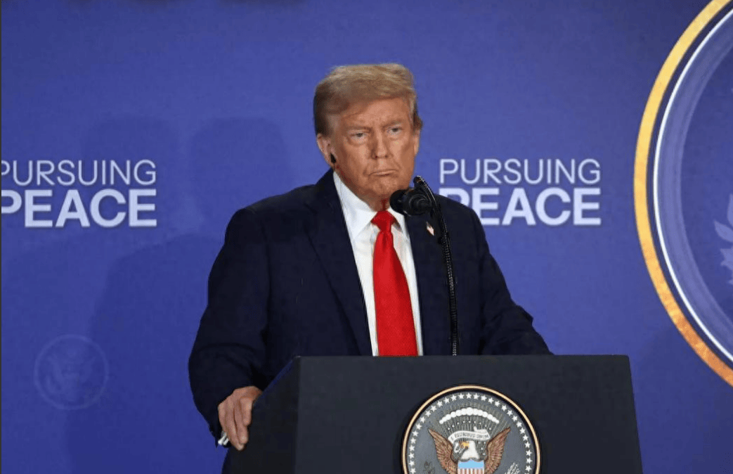普特会刚结束<strong></p>
<p>苹果</strong>，特朗普涉台言论曝光：在他任期内，大陆不能收台？