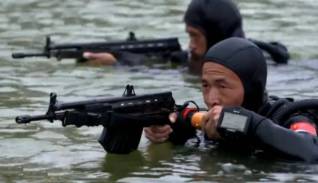 解放军海军装备俄制AKS-74U<strong></p>
<p>okex交易所官网下载</strong>，为啥不用国产步枪？