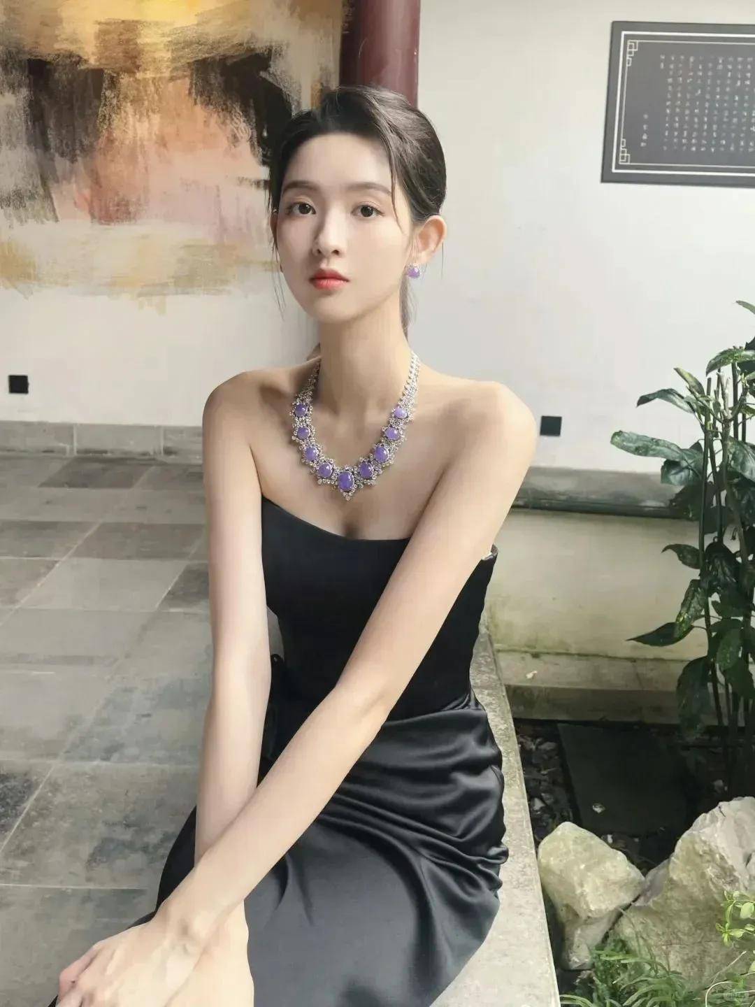 “耿直”的95小花王玉雯火了<strong></p>
<p>okex交易所官网下载</strong>，被评“活人感好重”