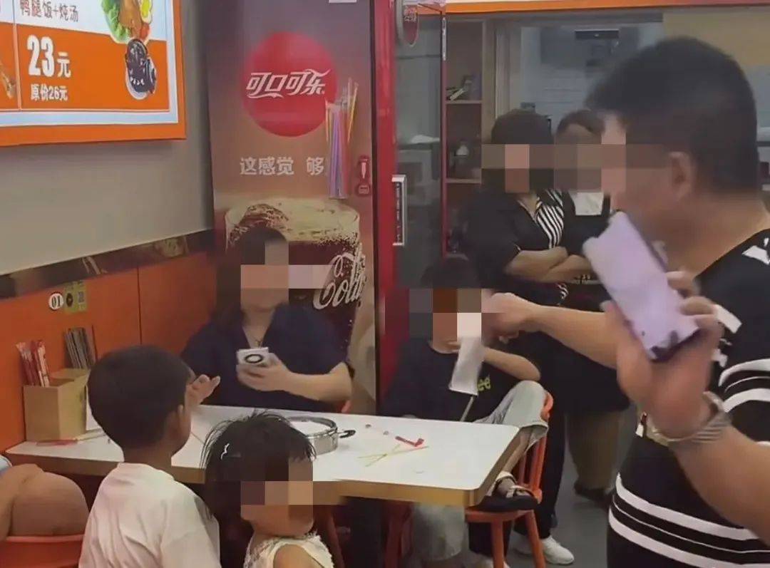 郑州“续面事件”面馆关门<strong></p>
<p>okex交易所官网下载</strong>，老板引争议后致歉！快评：切忌“过早站队”，更不该“按键伤人”