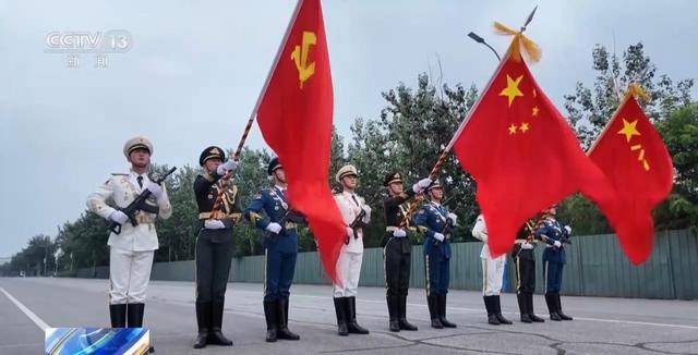 太帅<strong></p>
<p>okex下载与安装苹果</strong>！阅兵方队：横看一条线 竖看一个人