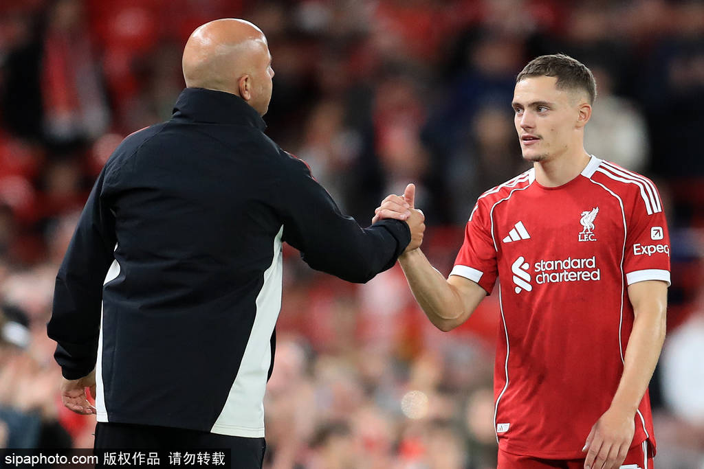 维尔茨的闪耀时刻：3-2逆转纽卡斯尔<strong></p>
<p>okex下载360</strong>，数据背后的故事与战术解析