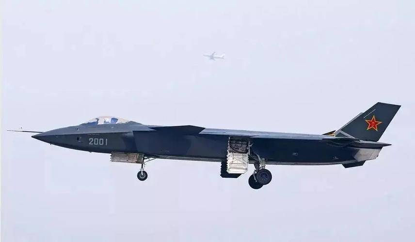 官宣歼-20已经不够“先进”可以公开<strong></p>
<p>okex软件</strong>，预示中国有更厉害重型战机