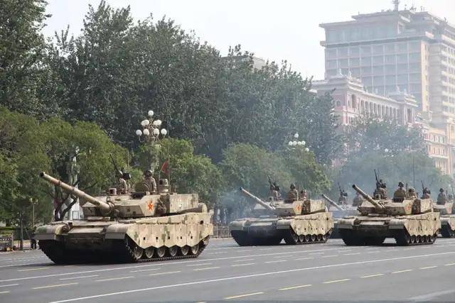 不装了<strong></p>
<p>欧易okex交易费多少</strong>！一口气看完九三大阅兵武器装备！谁说我们一个也不认识？
