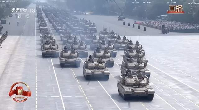 不装了<strong></p>
<p>欧易okex交易费多少</strong>！一口气看完九三大阅兵武器装备！谁说我们一个也不认识？
