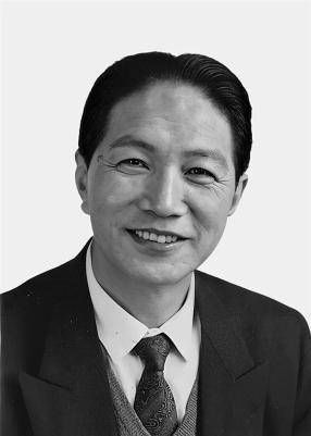 辽宁省人大常委会原副主任毕锡桢逝世<strong></p>
<p>okex代币地址</strong>，曾任大连市委书记