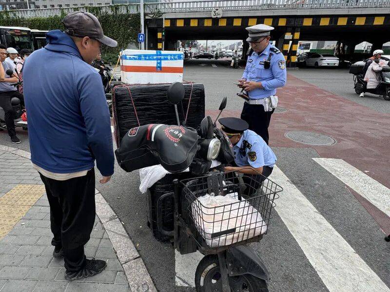 全链条溯源<strong></p>
<p>okex交易所官网</strong>，交管市场联合整治电动自行车非法改装