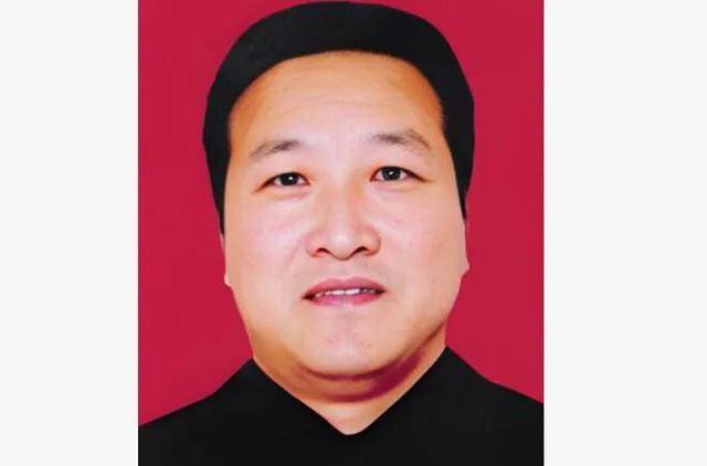 宁夏政协原副秘书长蔡明被查<strong></p>
<p>火币</strong>，8年前卸任，曾被处分