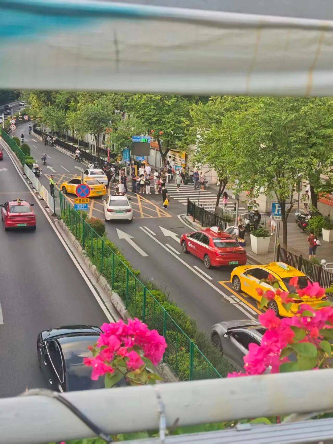 广州一医院发生伤医事件<strong></p>
<p>okex网页官方</strong>，参与抢救医生发声：他受伤很重，行凶者已被抓捕