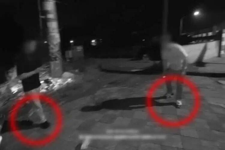 衣服都换了<strong></p>
<p>欧易okex全球排名</strong>，却忘了换鞋子！上海警方：王某已被采取刑事强制措施