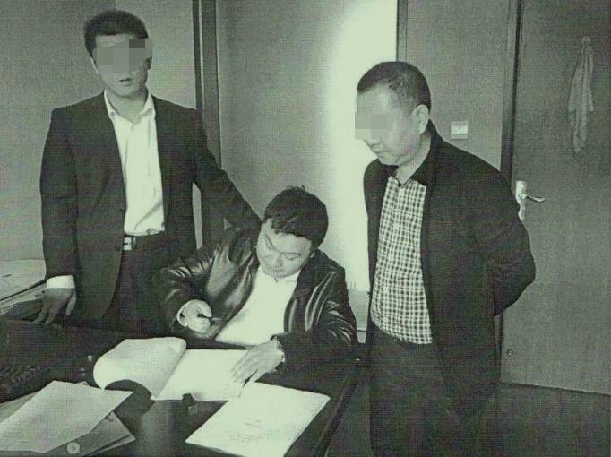 乐山市商业银行回应“骗贷33亿案”：追责没划句号<strong></p>
<p>摘取okex技术指标</strong>，继续追偿贷款损失
