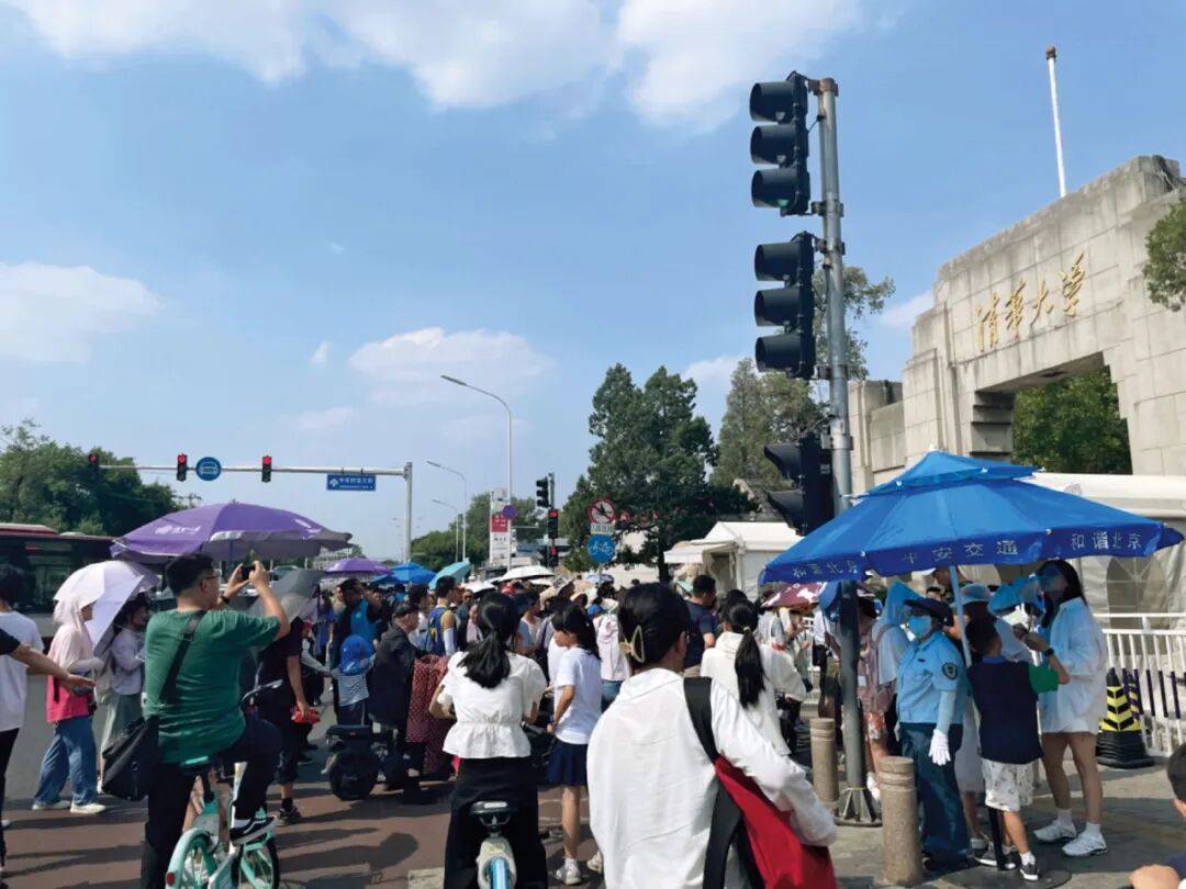 “清华教职工参与黄牛活动被拘”<strong></p>
<p>以太坊交易平台okex</strong>，名校参观的灰色产业链
