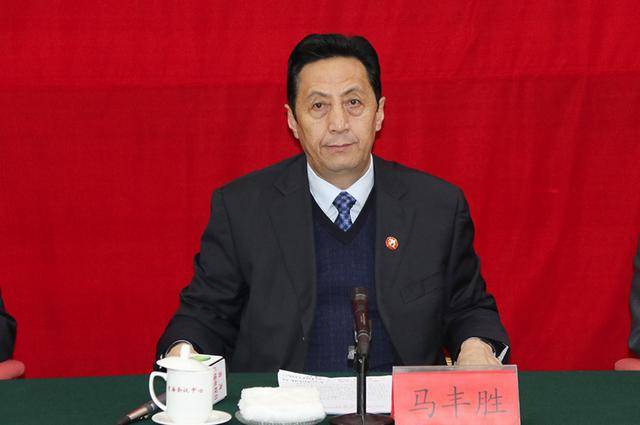 27人被查<strong></p>
<p>以太坊交易平台okex</strong>，24人被处分！直辖市62岁“老虎”，结交政治骗子被双开